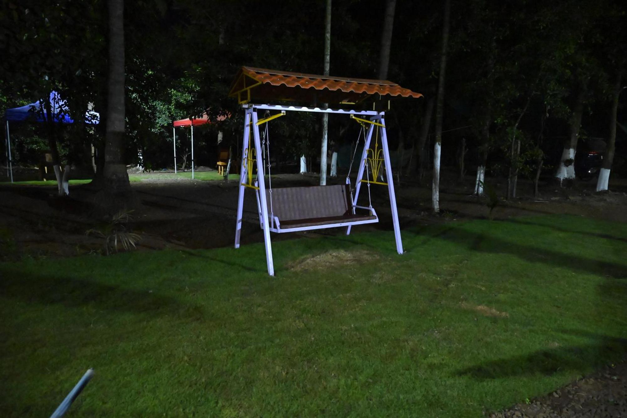 Amee'S Retreat Hotel Diveagar Exterior photo